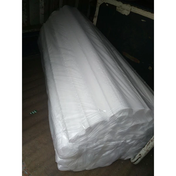 Cold Pipe Insulation Styrophore D17kg / m3 Size 2 Inch