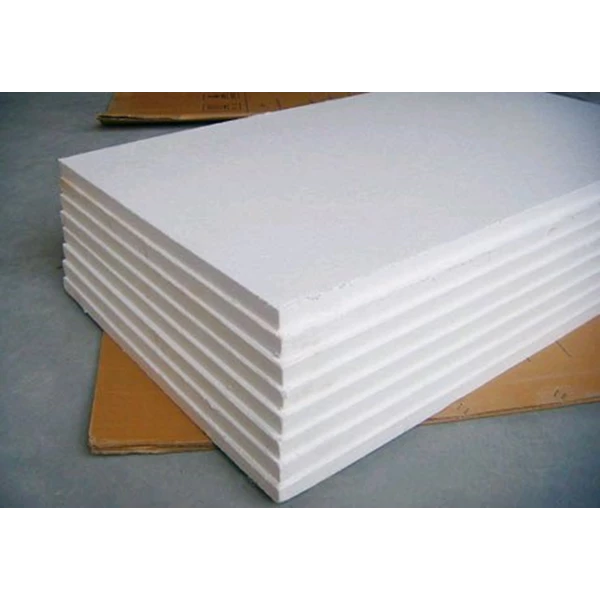 Ceramic Fiber Board D.300kg / m3 Thickness 50mm x 600 x 900